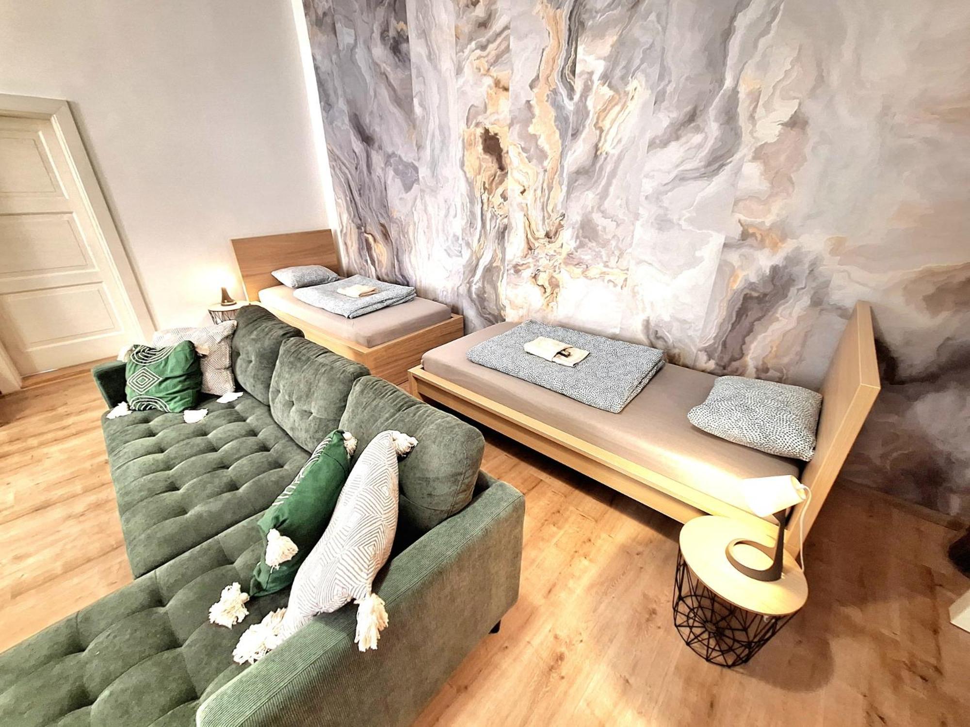 Apartment Emma - Old Town Μπρατισλάβα Εξωτερικό φωτογραφία