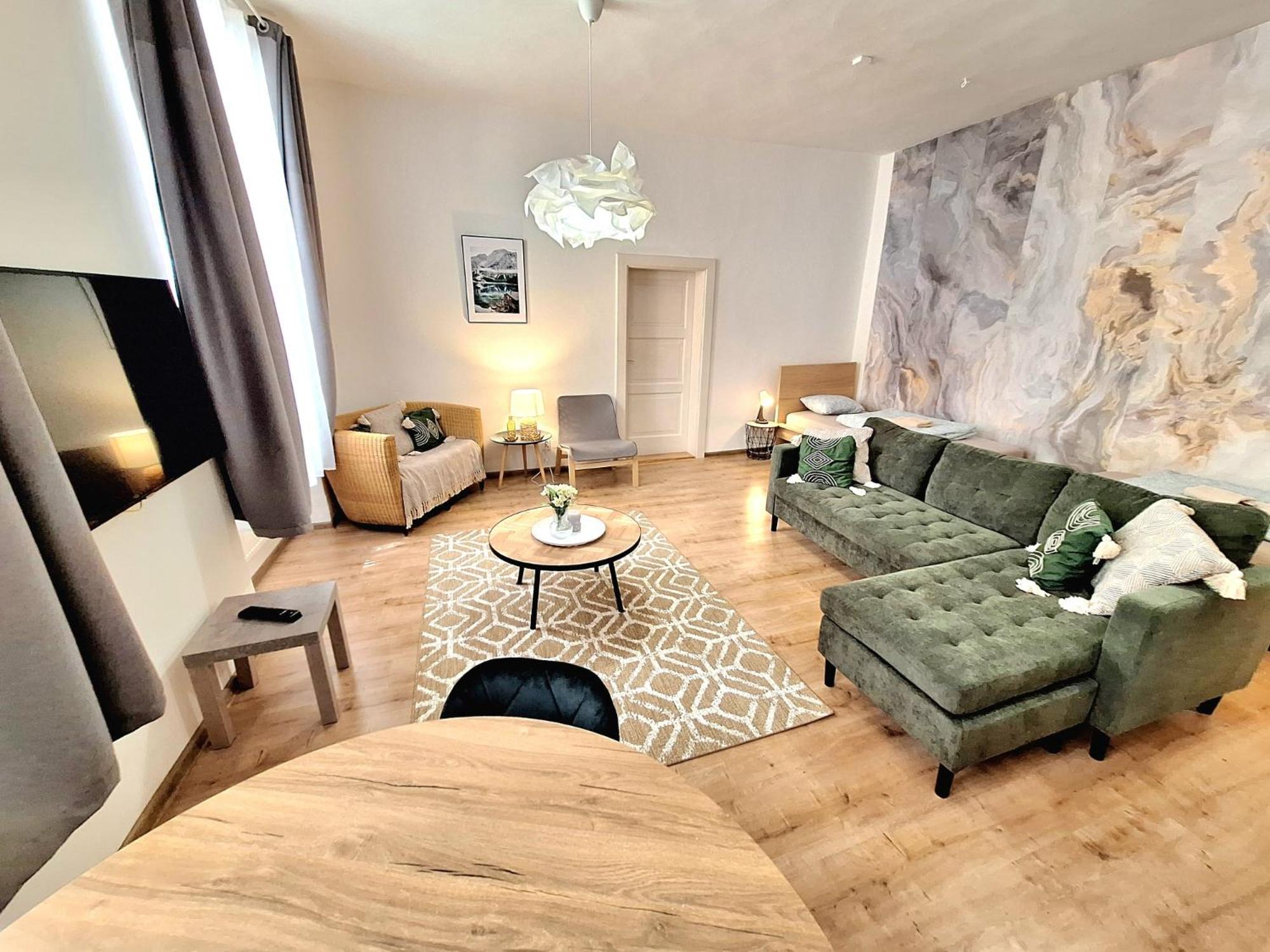 Apartment Emma - Old Town Μπρατισλάβα Εξωτερικό φωτογραφία